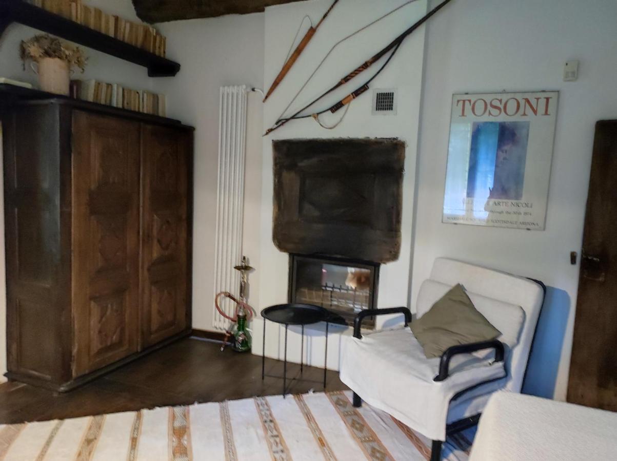 ホテル Antica Cascina Del Medico Muzzano エクステリア 写真